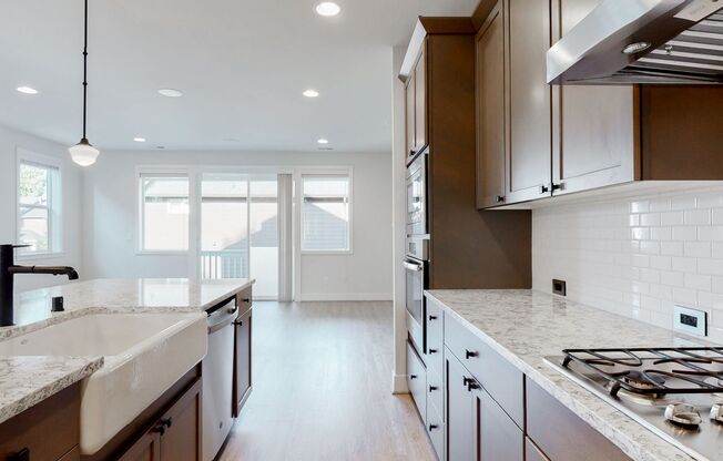 GORGEOUS 3 bdrm plus Flex Space Home in Mountlake Terrace