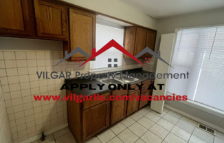 3 beds, 1 bath, $1,300