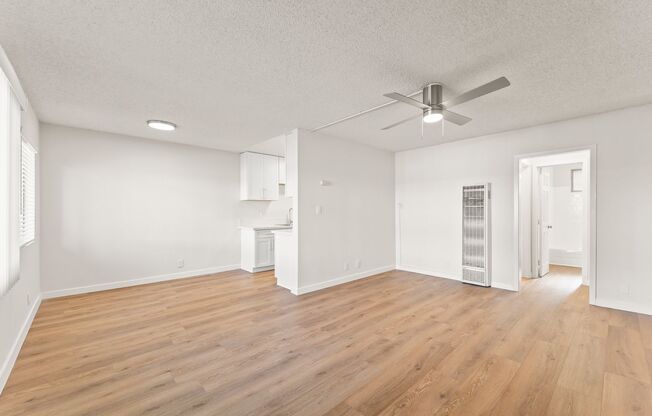 3205 W 60th St