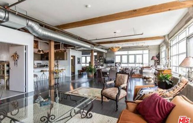 2 beds, 2 baths, 1,670 sqft, $5,995, Unit 556