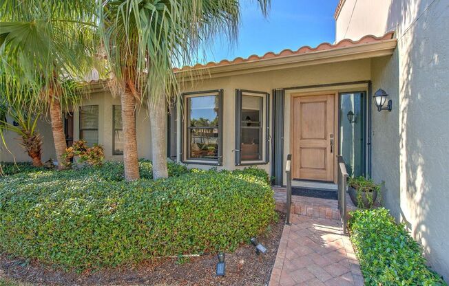 2377 Harbour Oaks Dr