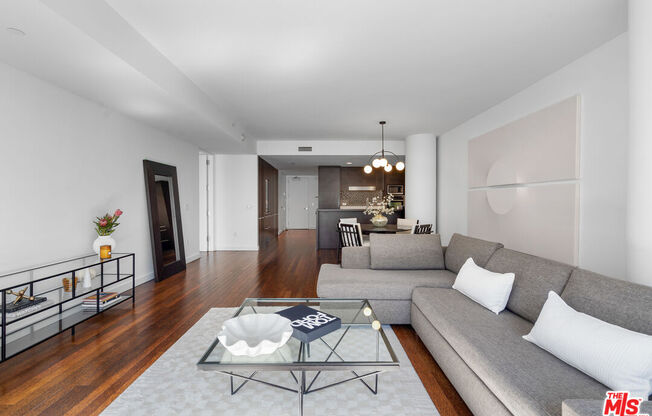 2 beds, 2 baths, 1,500 sqft, $5,500, Unit 7K