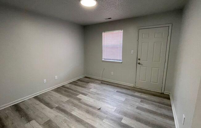 2 beds, 1 bath, 855 sqft, $1,299, Unit 3364-07