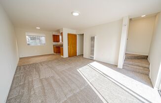 2 beds, 1 bath, $2,200, Unit 2