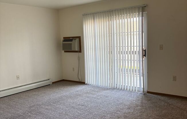 1 bed, 1 bath, $1,025, Unit 2401-05