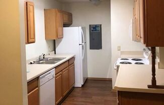 1 bed, 1 bath, 700 sqft, $700