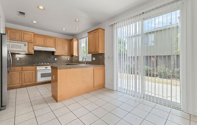 Spacious 3 Bedroom/2.5 Bath Home