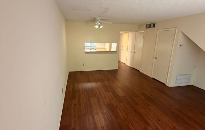 2 beds, 1.5 baths, 1,050 sqft, $1,150, Unit #57