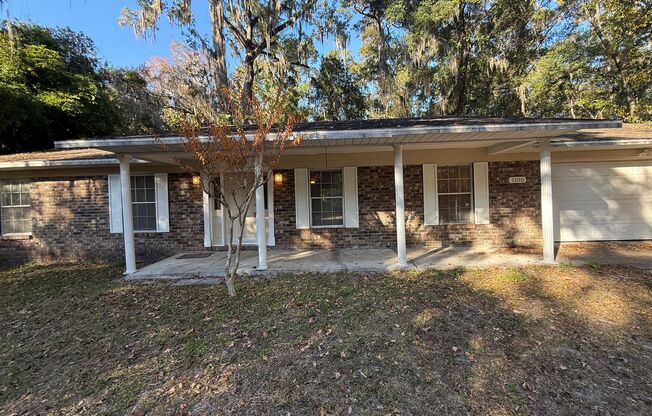 Comfortable SW Gainesville Home with Large Yard