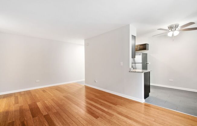 1 bed, 1 bath, 591 sqft, $1,850, Unit 409