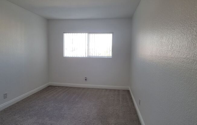 2 beds, 2 baths, $1,350, Unit # 203