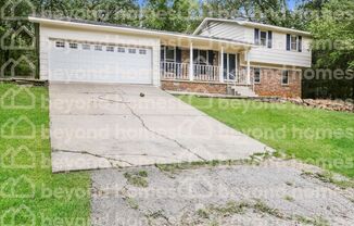 4 beds, 2 baths, $1,550