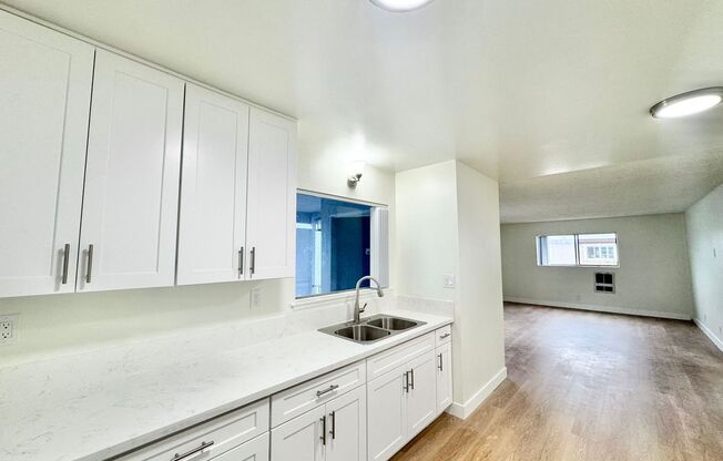 13101 Benton St.