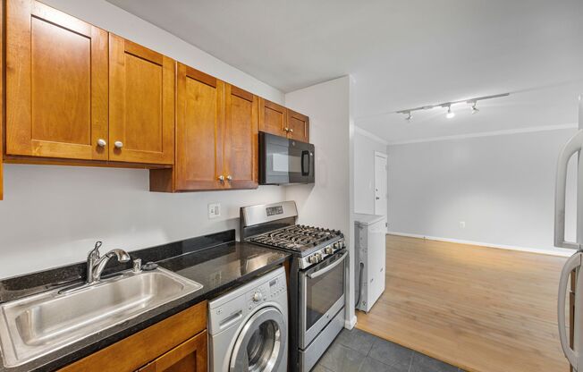 Newly Renovated Two Bedroom Condo! Parking!