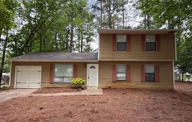 Beautiful 4BR/2BA home nestled in a quiet Ellenwood GA
