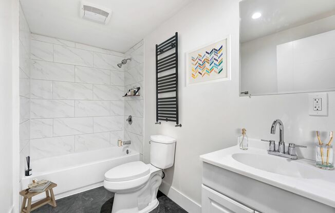 10028 San Fernando Rd.