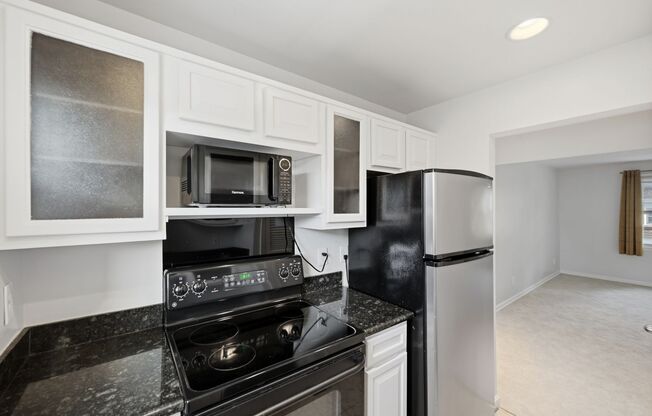 1 bed, 1 bath, $1,928, Unit Unit #4