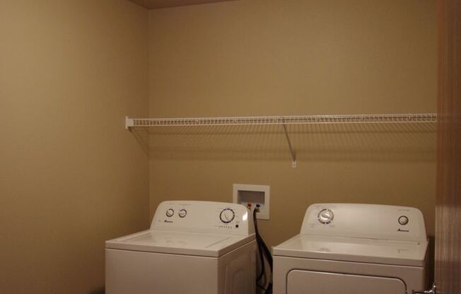 1 bed, 1 bath, 797 sqft, $1,525, Unit 5310