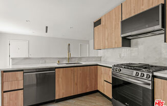 1450 S CRES HTS BLVD