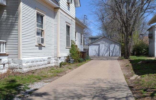 1642 N. Holyoke