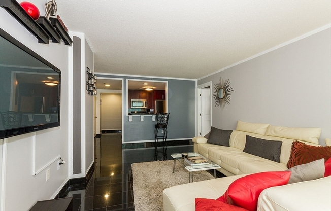 2 beds, 2 baths, 1,100 sqft, $4,000, Unit 921