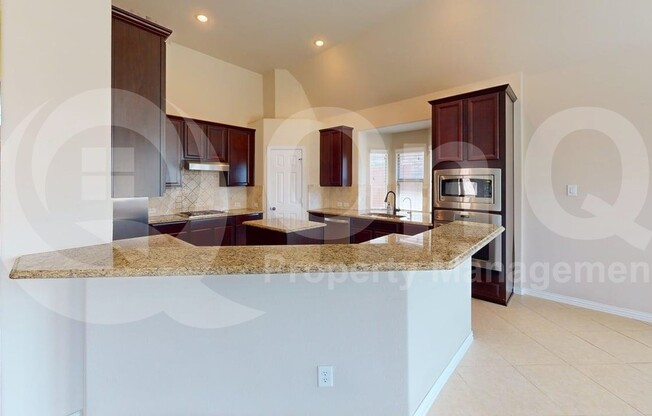 7483 HIDDEN CV LN