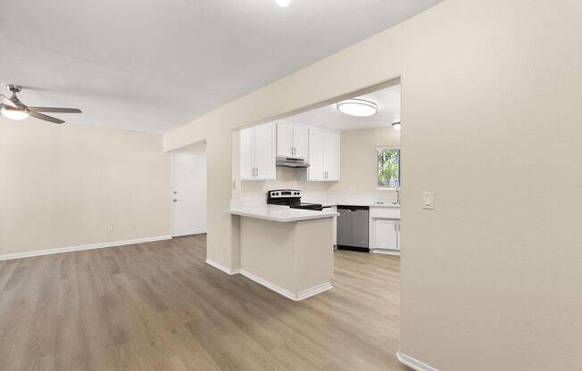 3 beds, 1.5 baths, 1,000 sqft, $2,550, Unit 4133-A