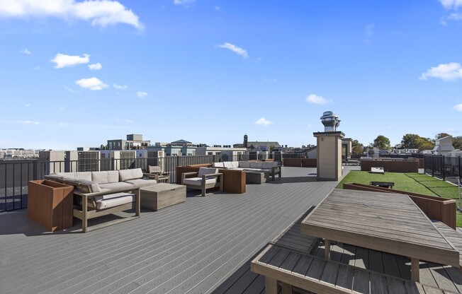 1 bed, 1 bath, 700 sqft, $3,300, Unit 411