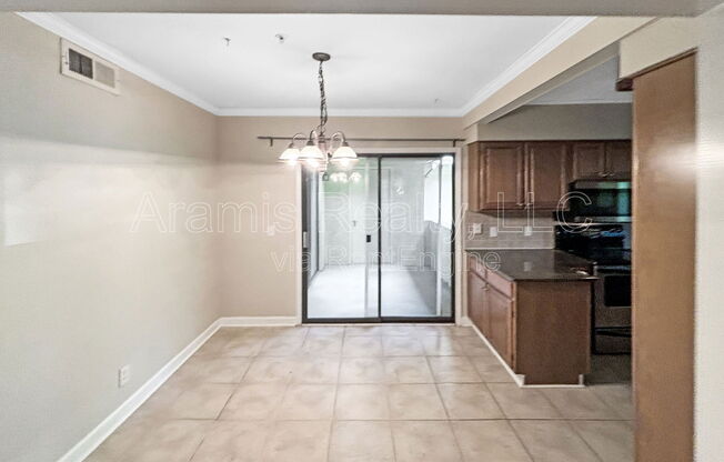 304 COMERAGH SE