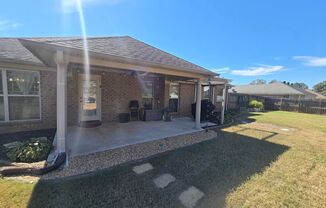 3 beds, 2 baths, $1,800