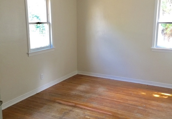 SPACIOUS Auburndale 4BR/2BA Home w/Gorgeous Original Hardwood Floors! NO APPLICATION FEE!