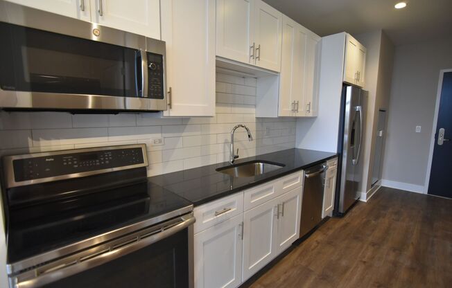 Studio, 1 bath, 468 sqft, $2,050, Unit 3833-610