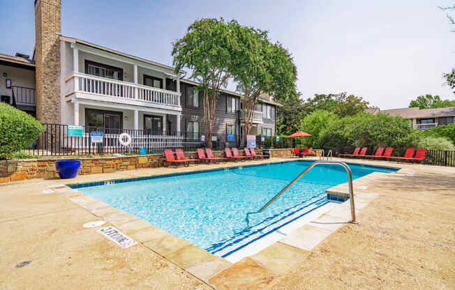 the preserve at ballantyne commons pool and apartment building