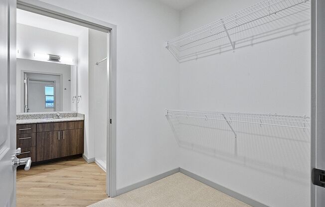 1 bed, 1 bath, 1,015 sqft, $1,995, Unit 410