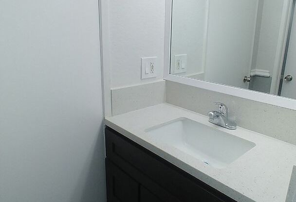 2 beds, 2 baths, 910 sqft, $2,895, Unit 302