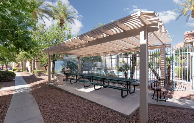 Upstairs 2 br unit in gated community with pool/spa/bbq area