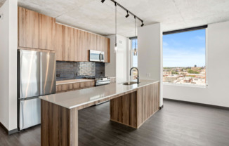 191 N ASHLAND AVE