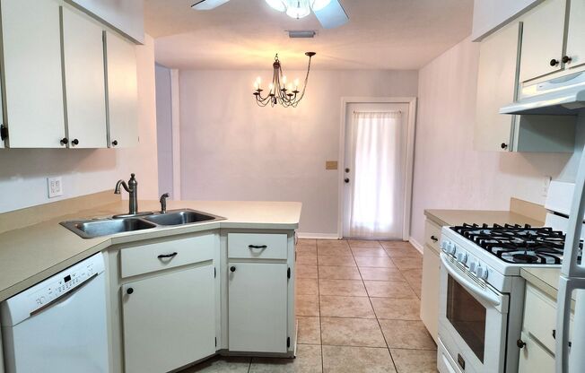 3 beds, 2 baths, $2,000