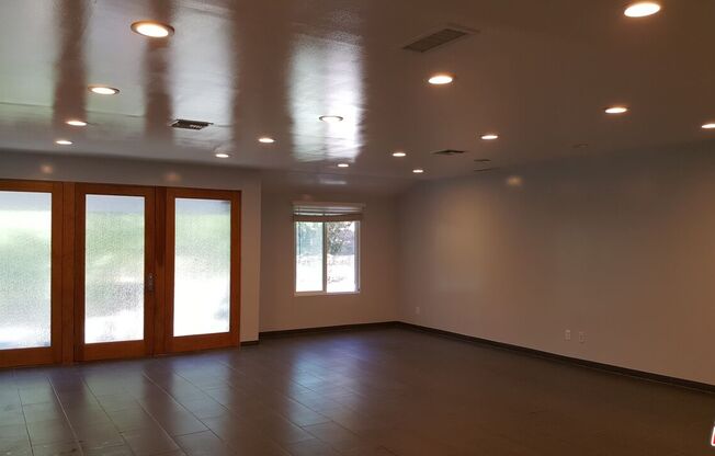15746 MAGNOLIA