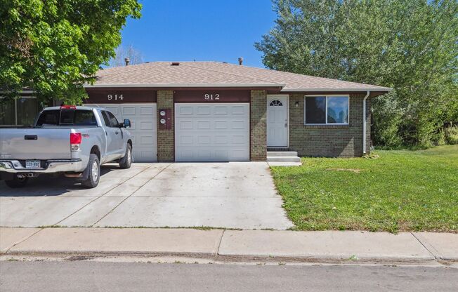 912 Kelly Place