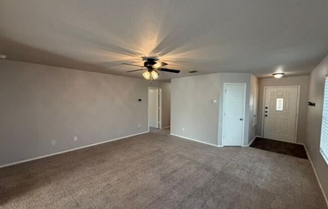 Cozy and conveniently located home ready for immediate move-in
