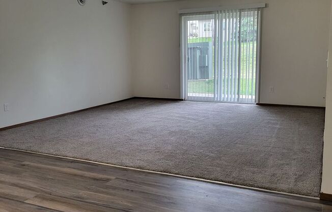 2 beds, 2 baths, 1,176 sqft, $1,300, Unit 128