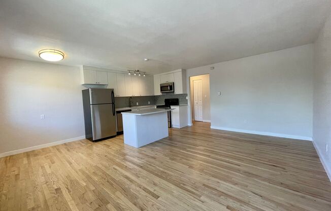Ballard 12-Unit