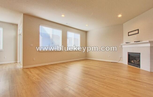 3 Bed, 2.5 Baths Home in Ridgefield on the East Side of I-5