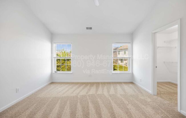 3 beds, 2.5 baths, 1,387 sqft, $1,695