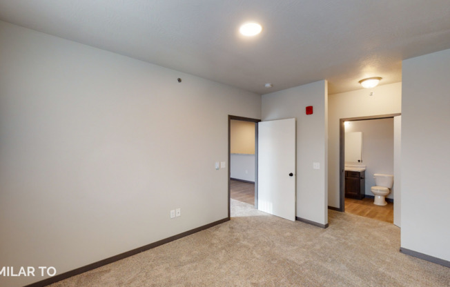 1 bed, 1 bath, 711 sqft, $990, Unit 2905-318