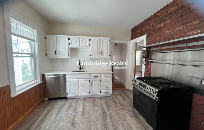 16 EDWARD SULLIVAN RD