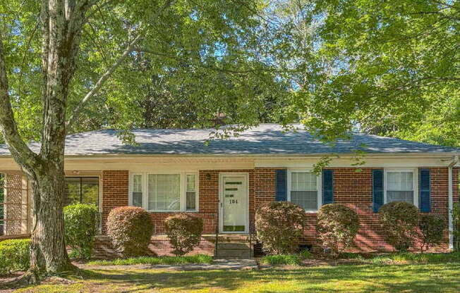 104 CRES RDG DR