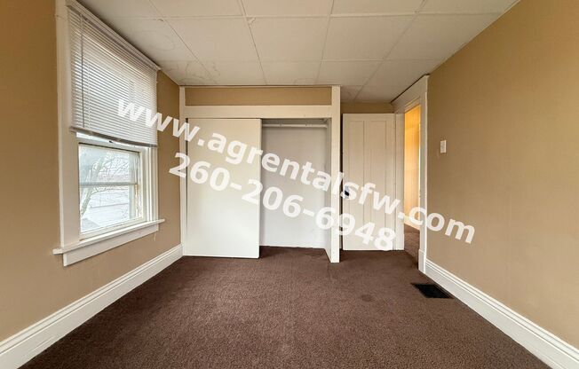 3 beds, 1 bath, $1,200