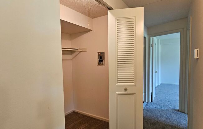 2 beds, 1 bath, 900 sqft, $1,525, Unit 317